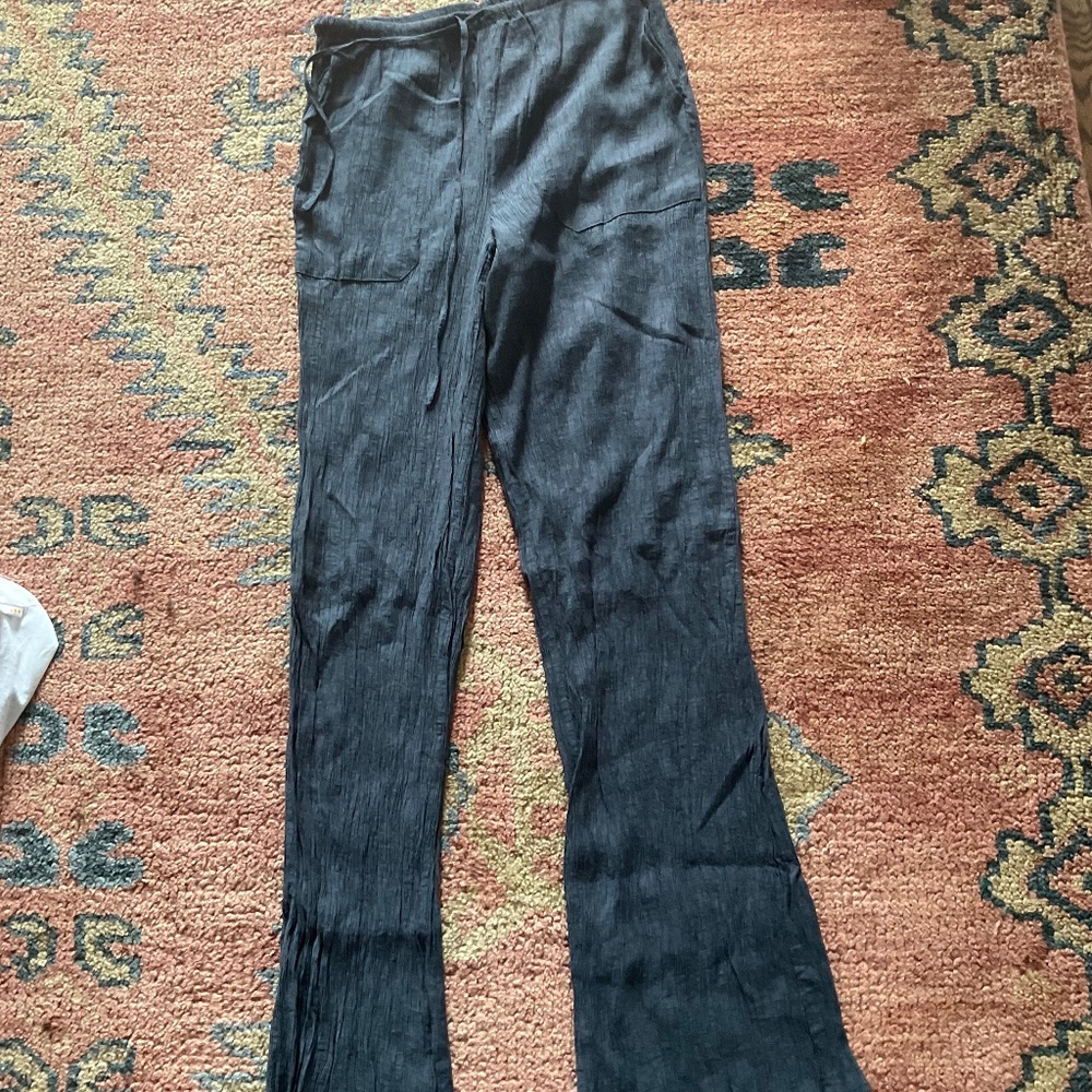 Inditex brand dark gray/black elastic waist pants, size S